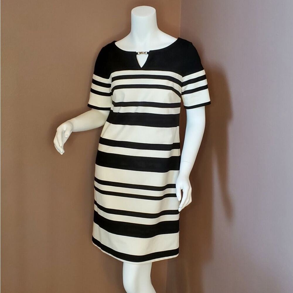 WHITE HOUSE BLACK MARKET ecru & black stripe shift dress size 4 Easter Sunday - Picture 4 of 13
